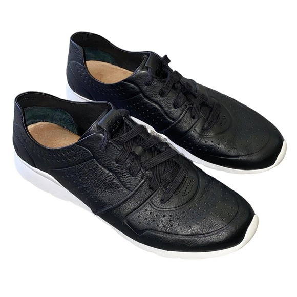 UGG Treadlite Black Leather Lace Up Comfortable Cushioned